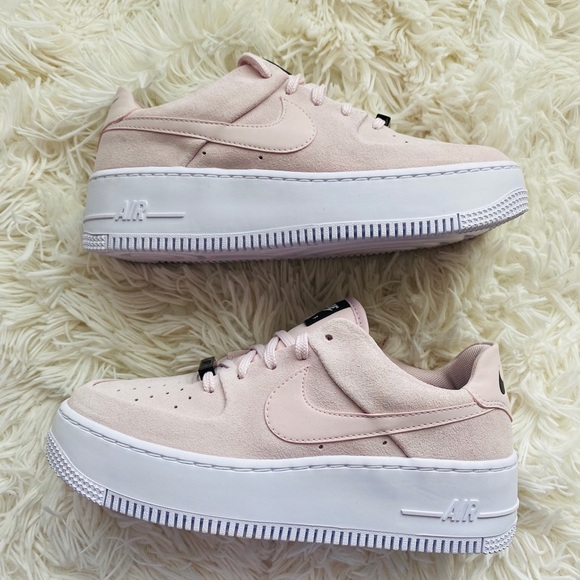 Nike Shoes - Nike Air Force Sage Low